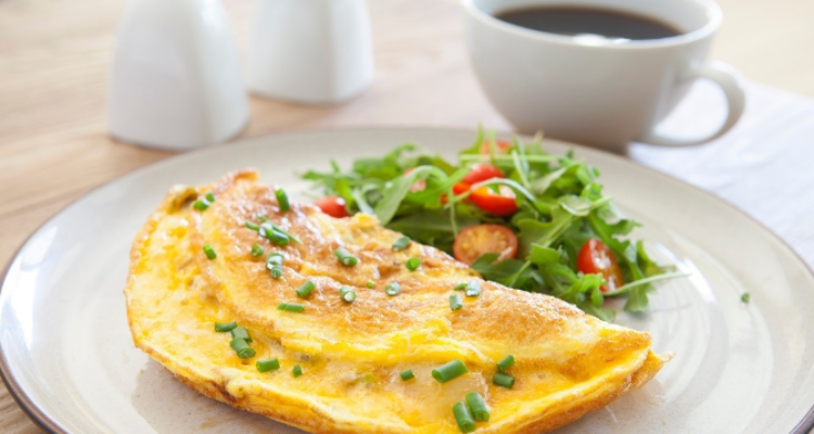 cara membuat omelet telur ala hotel