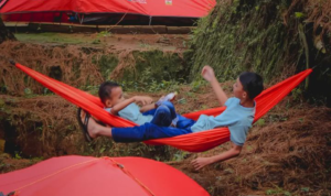 Anak Rewel saat Camping