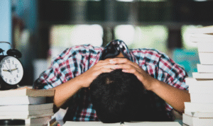 kebiasaan yang dapat merusak otak